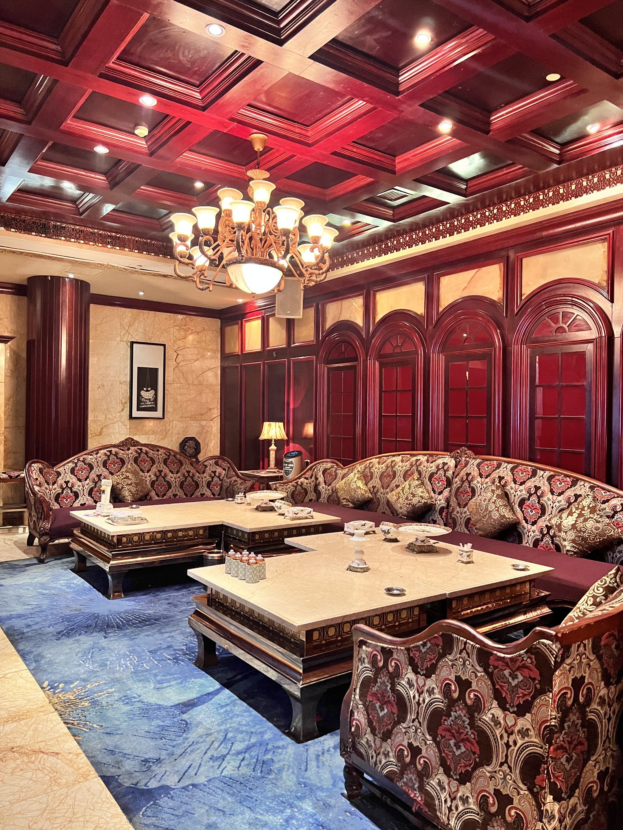 海东商务ktv中低端的区别分析-乐都区ktv预定